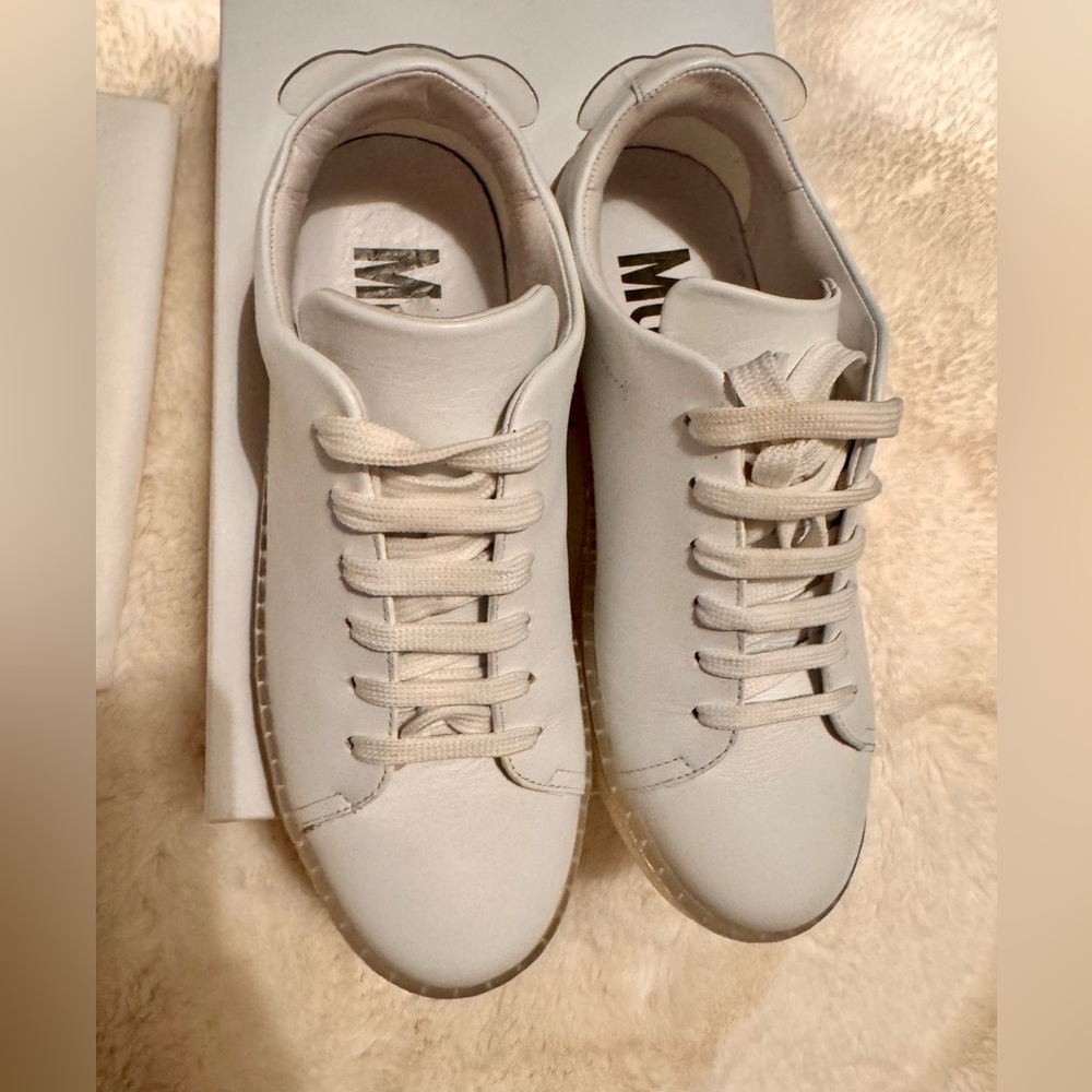 Moschino Negozio Donna White Leather Sneakers size 37